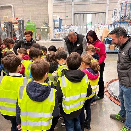 FOTO Una mattinata formativa alla scoperta dei segreti del riciclo