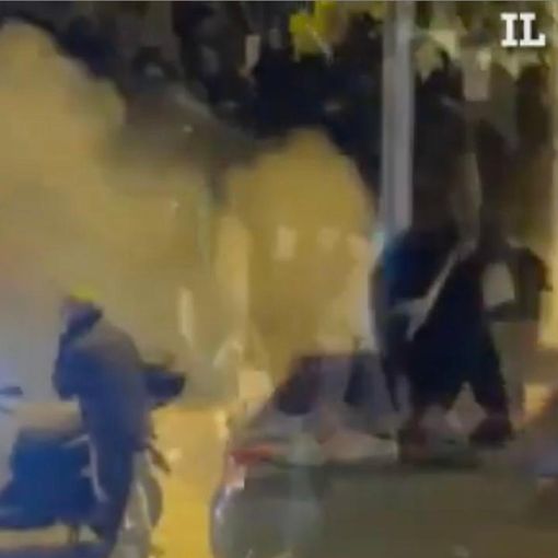 Gli scontri in un video pubblicato da Il Piccolo di Trieste