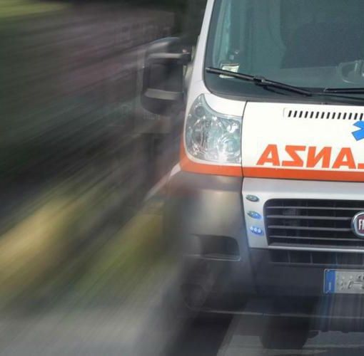 Busto, scontro in via Magenta: cinque persone soccorse
