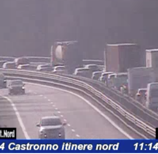 Le code a Castronno viste dalle telecamere di Autostrade per l'Italia