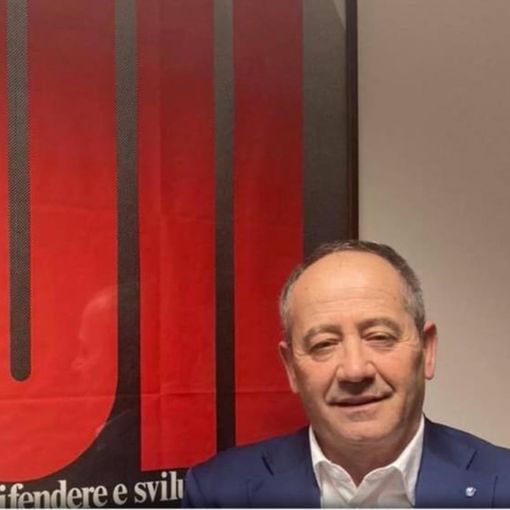 Antonio Massafra confermato al vertice della Uil Varese (foto da Facebook)