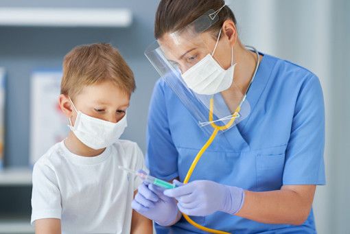 Via libera dell'Ema per il vaccino anti Covid anche a bambini tra 5 e 11 anni