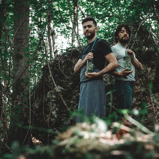 I fondatori del brand della Valceresio Naturae Gin Diego Sgarbossa e Carlo De Flippo