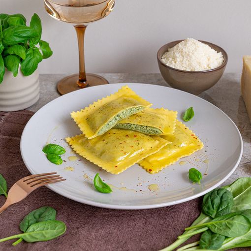 Il Raviolificio Scoiattolo presenta “Bottega Giulio”: quando il gusto diventa maxi e premia il Made In Italy