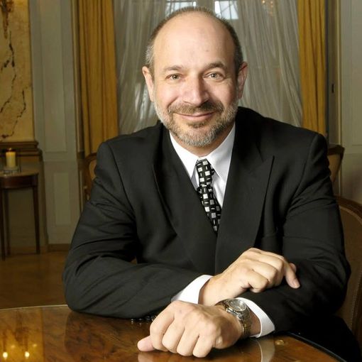Indurre la resistenza ai tumori è possibile: per ora sui topi, in futuro sugli umani? Il Premio Nobel Bruce Beutler a Varese