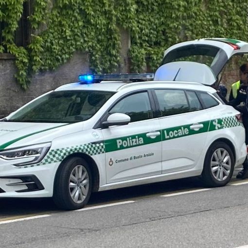 Incidente stradale in centro a Busto, ferito un 71enne