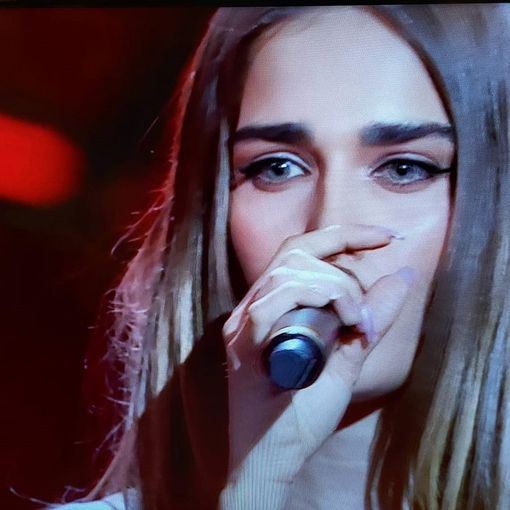 Clara Soccini ha aperto la 74esima edizione del Festival di Sanremo (foto da Rai Uno)