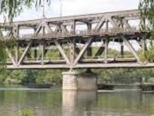 Il Ponte di Ferro a Sesto Calende (foto d'archivio)