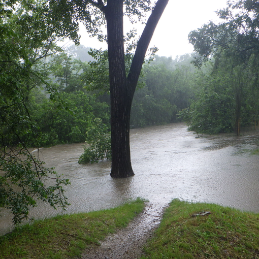 I dati di Arpa Lombardia: Varese la provincia più piovosa di questa primavera: «Ma da domani punte vicine ai 30 gradi»