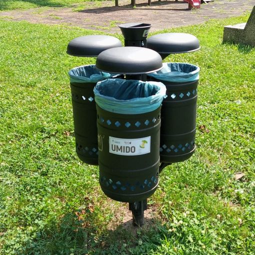 L'associazione Artemide dona un defibrillatore alla Prefettura di Varese