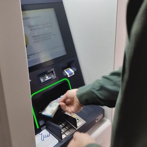 Attivo il primo Atm Cash-In a Gallarate