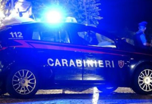 Rissa nella notte sul Sempione a Pero: cinquantenne in gravi condizioni