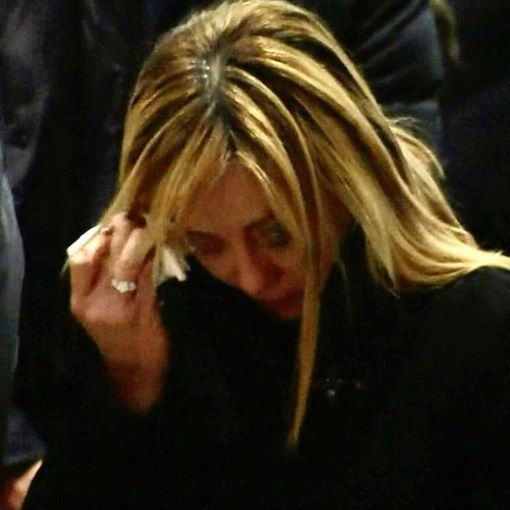 Giorgia Meloni: «Nessuno faceva gioco di squadra come Maroni». Salvini: «Anche il sole lo saluta». Giorgetti ricorda Bobo in silenzio