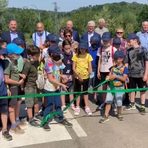 VIDEO E FOTO. La Goglio di Daverio guarda al futuro e alla sostenibilità. E lo fa con le scuole: «Ragazzi, nella vita serve grinta»
