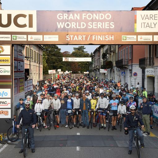La partenza della Gran Fondo 2022
