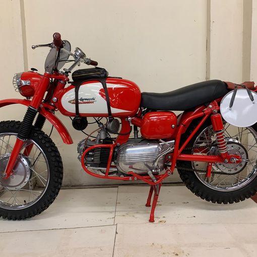 Il Raduno Aermacchi festeggia le imprese di Sergio Crugnola
