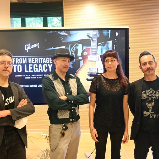 Le chitarre Gibson con Xabier Iriondo degli Afterhours alla Liuc