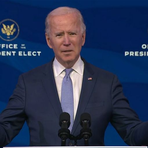 Una camicia realizzata a Ispra per il neopresidente degli Stati Uniti Joe Biden