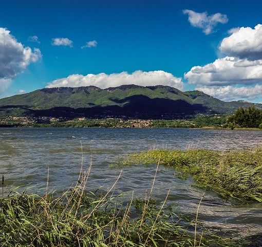 Una fotografia del Lago di Varese concessa da Carlo Meazza