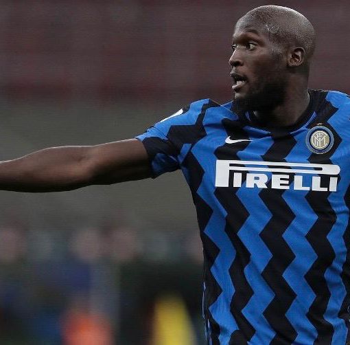 L'OPINIONE. Lukaku alla Juve, Cuadrado all'Inter: un calcio... nel sedere ai tifosi per ripicche, interessi e capricci