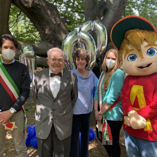 I festeggiamenti per i 100 anni del signor Attilio Manenti