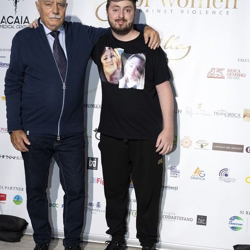 I nonni di Nicolò Maja premiati da &quot;Women for Women against Violence”: «Complimenti per il percorso che state affrontando»