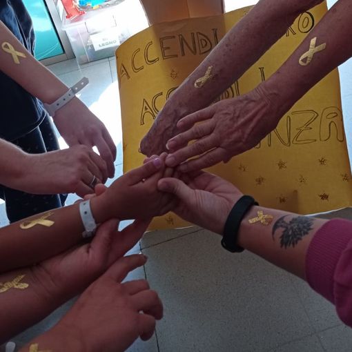 Oro, forza e coraggio. Il Ponte del Sorriso aderisce alla campagna di sensibilizzazione contro il cancro infantile