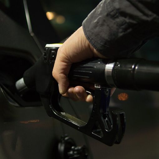 Coldiretti: «L'aumento del costo del petrolio un'altra mazzata per le imprese agricole della provincia di Varese»