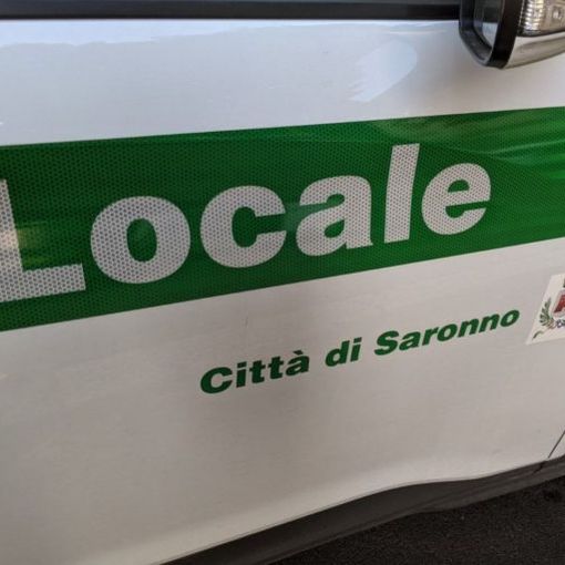 Circolava con il tagliando assicurativo contraffatto: auto sequestrata e multa da 800 euro
