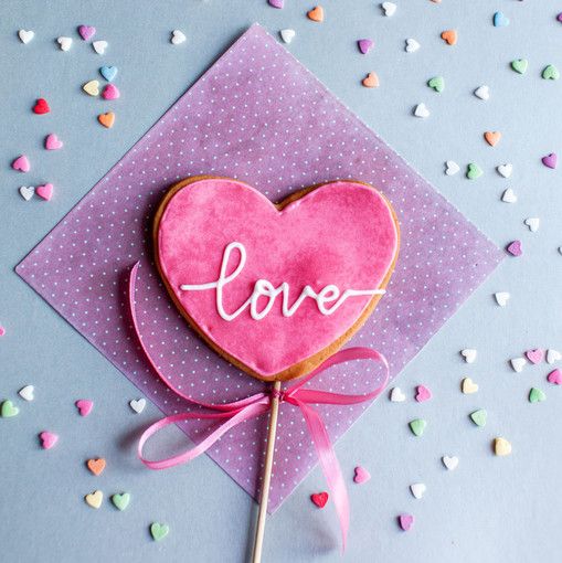 Per San Valentino regala coccole, rafting e gourmet. Scopri cosa comprende e come acquistare il Buono Regalo