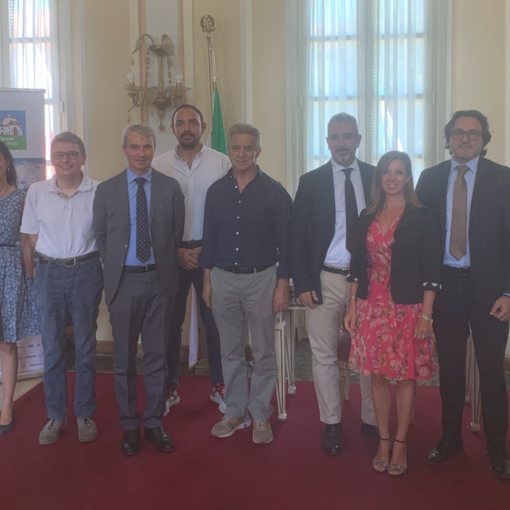 Gli organizzatori e gli sponsor dei Mondiali under 19 e under 23 di canottaggio a Varese