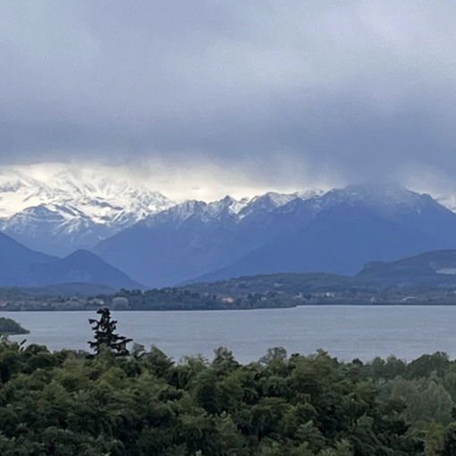 Un lungo weekend di nubi e pioggia. La primavera arriverà soltanto da lunedì