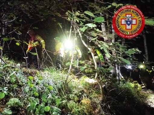 Cade nel bosco e si perde sull'alpe Quaggione in Valdossola, salvata dai soccorritori