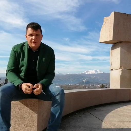 Il sindaco di Taino scrive a Conte e ad Arcuri: «Coinvolgere i Comuni nella vaccinazione di massa contro il Covid»