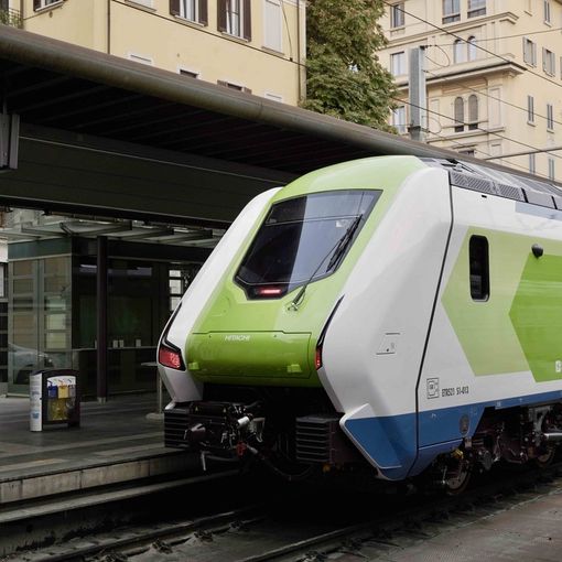 Trenord, nel 2024 circolati 755mila treni: +4% rispetto al 2023. Puntualità all'80%, ma i ritardi restano una “sfida”