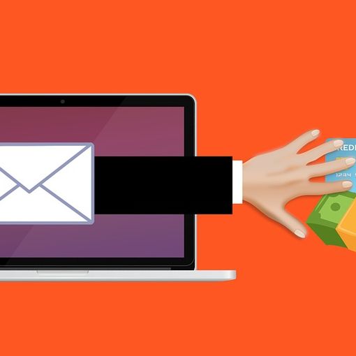 Allarme del Codacons per una nuova truffa via mail su falsi rimborsi Amazon