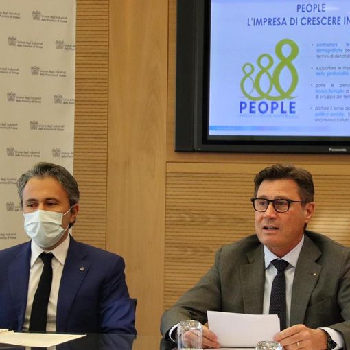 Da sinistra il vicepresidente di Univa Mauro Vitiello e il presidente Roberto Grassi