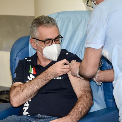 Da mercoledì in Lombardia al via le somministrazioni del vaccino anti Omicron