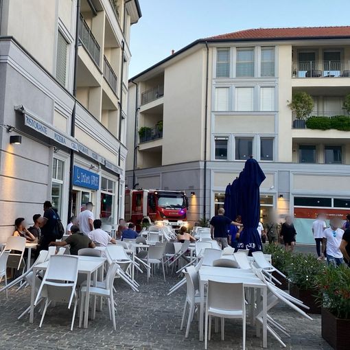 Fiamme in una pizzeria del centro di Busto Arsizio