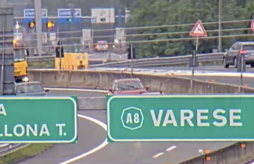 Incidente sull'Autolaghi a Gallarate: soccorsi quattro giovanissimi