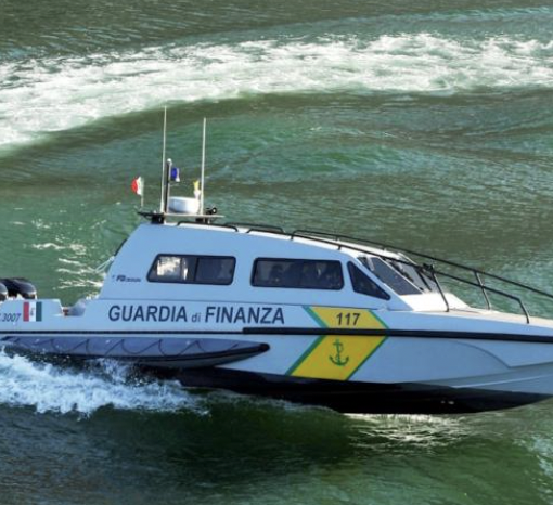 Canoni demaniali evasi e Imu non pagata: illeciti scoperti dalla Finanza sul Ceresio e sul lago di Monate