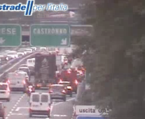 Ancora un incidente in Autolaghi: due chilometri di coda verso Varese