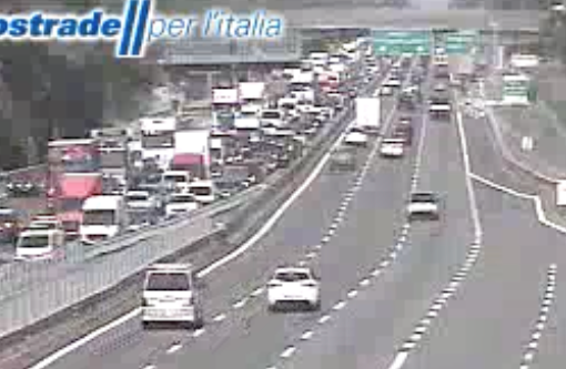 Le code viste dalla telecamera di Autostrade per l'Italia