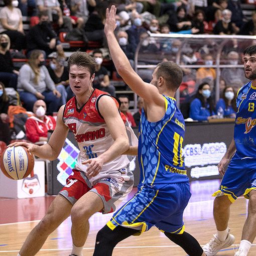 Legnano Basket sconfitto da Piombino. Questa settimana allenamenti a porte chiuse