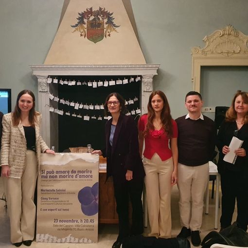 Azione, a Busto un minuto di rumore per Giulia. Gelmini: «Più risorse contro la violenza sulle donne»
