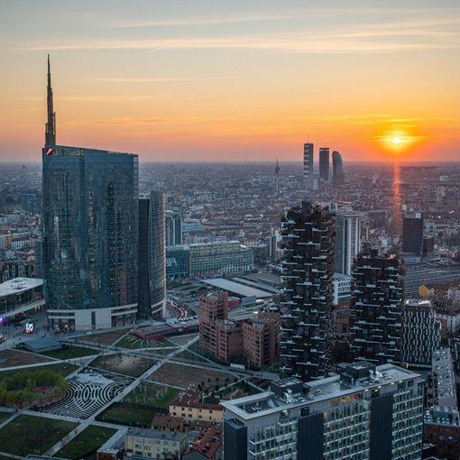 La vista dal 39° piano di Palazzo Lombardia, posizionato a un'altezza di 161 metri