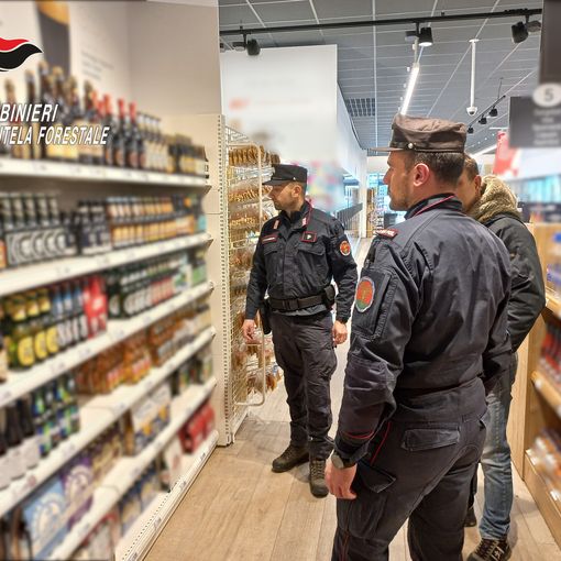 Birra alla cannabis, ma solo sull'etichetta: sequestrate 15mila bottiglie