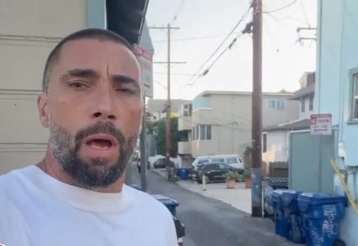 Vittorio Brumotti rapinato a Los Angeles: «Calci, pugni e una pistola in bocca»