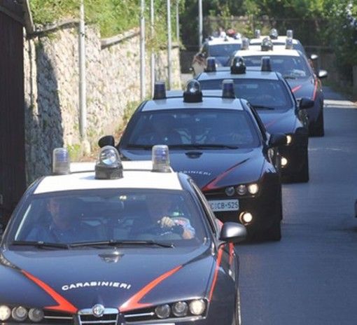 Rapinano la farmacia di Oleggio, due uomini di Busto Arsizio arrestati