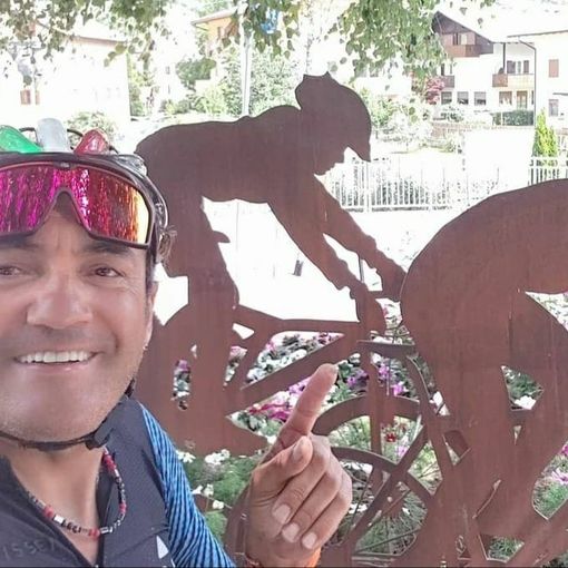 VIDEO. Claudio Chiappucci candidato a Varese per Caterina Cazzato: «Corro senza sponsor in una lista civica»